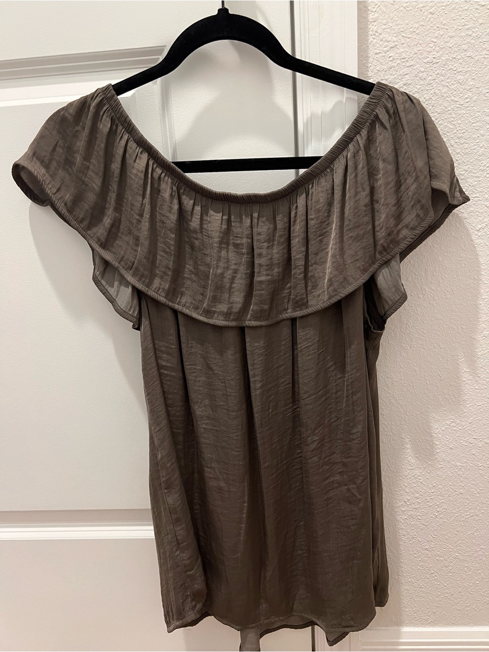 Maurices Metallic Gray Off Shoulder Ruffle Blouse Top Size Large